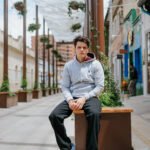 hoodie lejos1 gris hombre